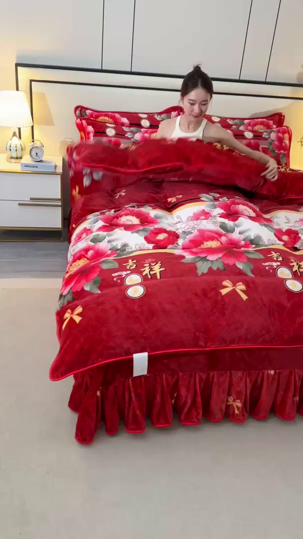 91家纺网 家纺一手货源 找家纺 雨洋2025新款加厚保暖8.5斤牛奶绒金貂婴儿绒四件套 吉祥如意