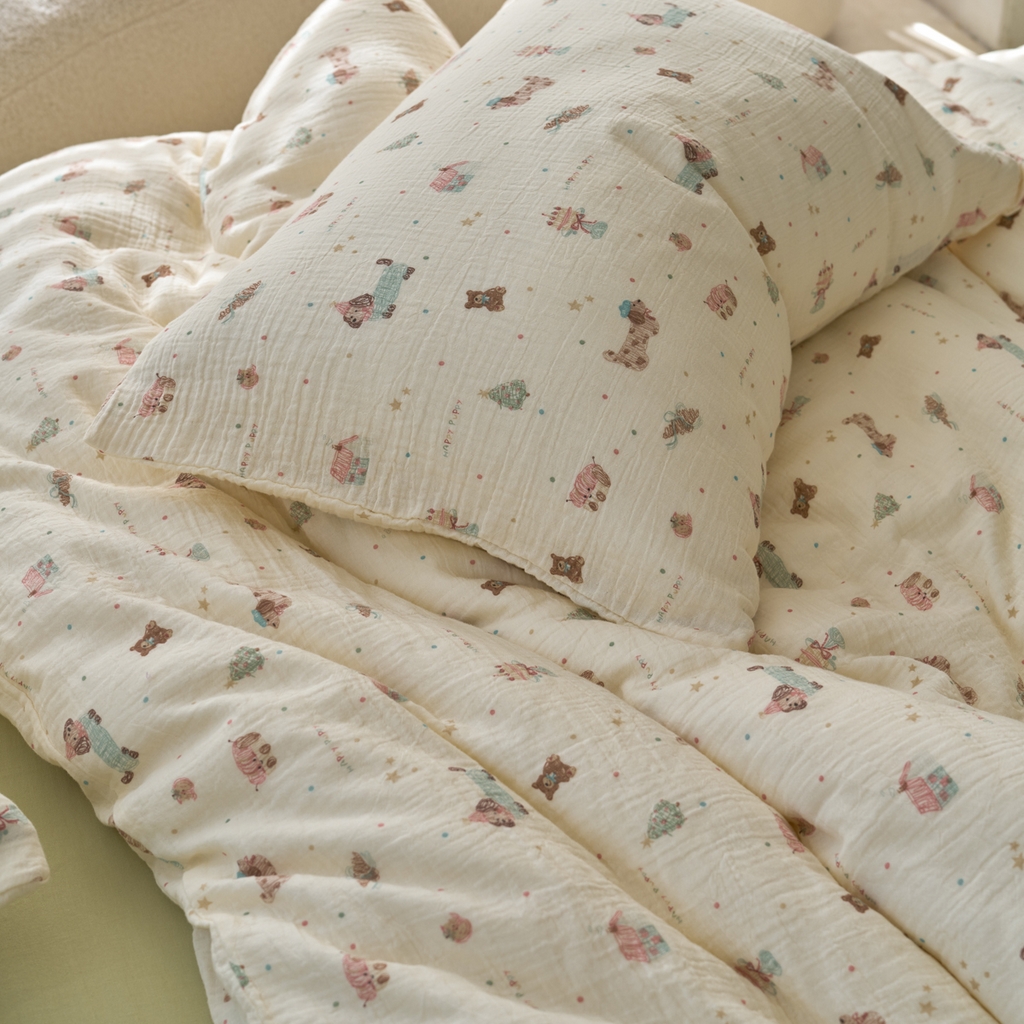 91家纺网 家纺一手货源 找家纺 洋铭区（原狠狠爱） 2025新款皱皱纱A类全棉纯棉人字纹四件套系列 星星小狗