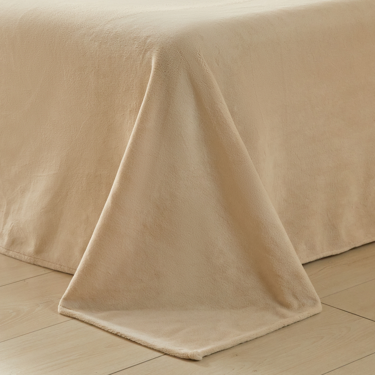 91家纺网 家纺一手货源 找家纺 凯罗 2025新款高克重兔绒四件套A类牛奶绒四件套 简约轻奢兔绒四件套 亚薇拉-奶昔白