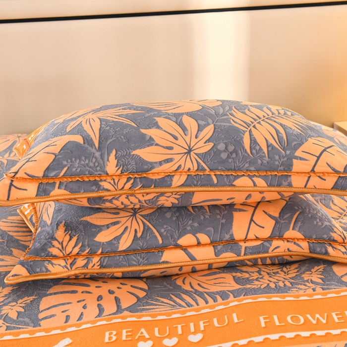 91家纺网 家纺一手货源 找家纺 雨洋2025新款加厚保暖8.5斤牛奶绒金貂婴儿绒四件套 秋意