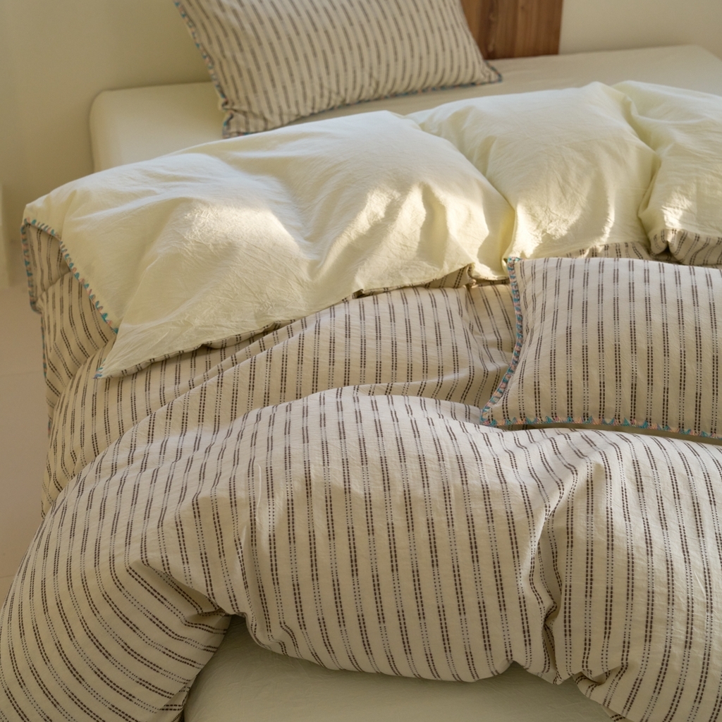 91家纺网 家纺一手货源 找家纺 （总）洋铭区（原狠狠爱） 2025新款慕斯VS早安水洗棉彩边色织提花四件套