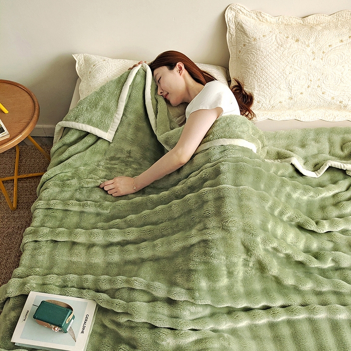 91家纺网 家纺一手货源 找家纺 伊凡毯业 2025新款260克云貂绒毛毯盖毯子直播爆款跑量毛毯 泡泡毯-抹茶绿