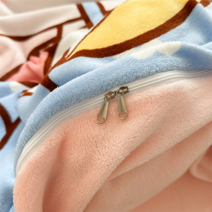 91家纺网 家纺一手货源 找家纺 潮邦创意家居 2025新款大版卡通牛奶绒四件套 女孩与兔