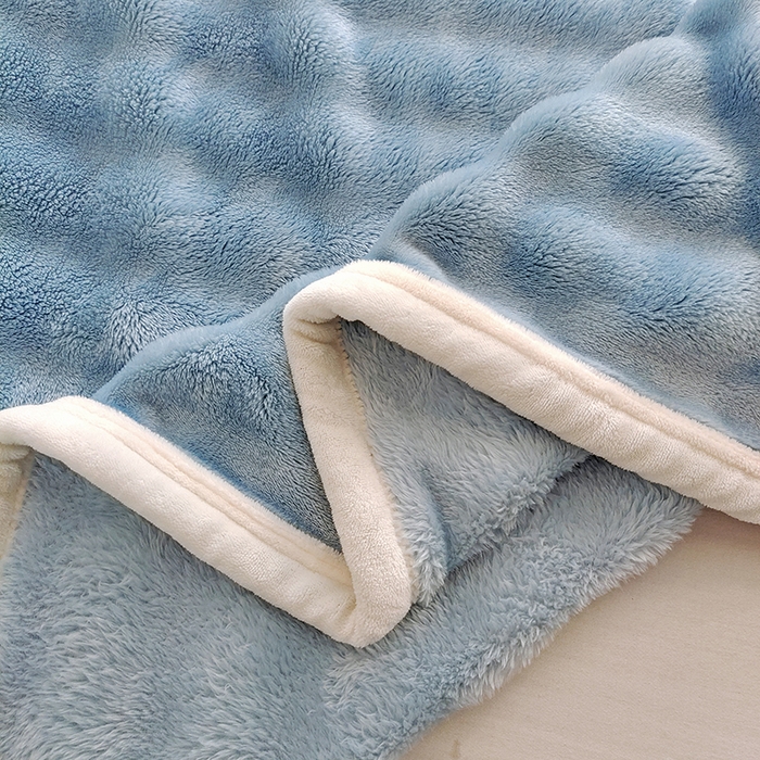 91家纺网 家纺一手货源 找家纺 伊凡毯业 2025新款260克云貂绒毛毯盖毯子直播爆款跑量毛毯 泡泡毯-湛蓝