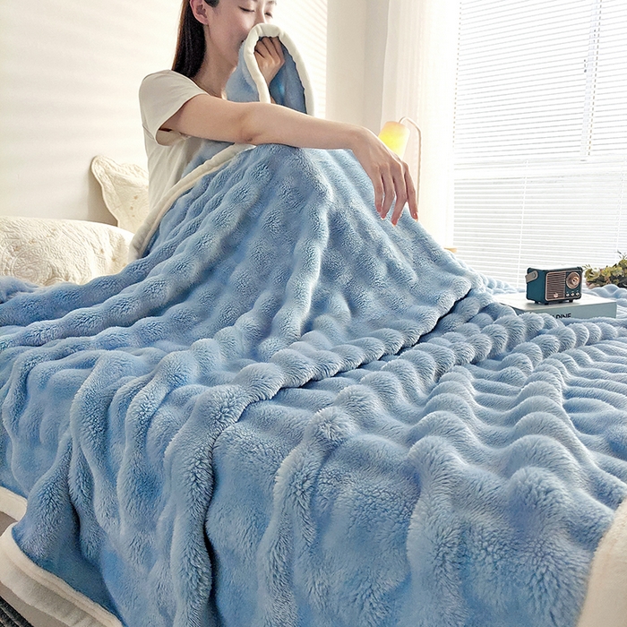 91家纺网 家纺一手货源 找家纺 伊凡毯业 2025新款260克云貂绒毛毯盖毯子直播爆款跑量毛毯 泡泡毯-湛蓝