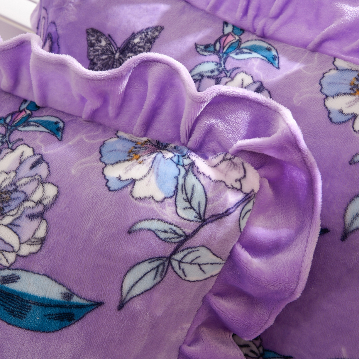 91家纺网 家纺一手货源 找家纺 紫月轩家纺 2025新款韩版牛奶绒花边款四件套 紫梦纱