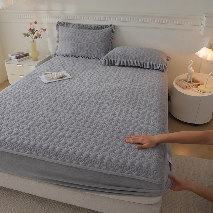 91家纺网 家纺一手货源 找家纺 （总）源梦家纺 2025新款千鸟格系列-PE高分子凉感软席凉席床裙