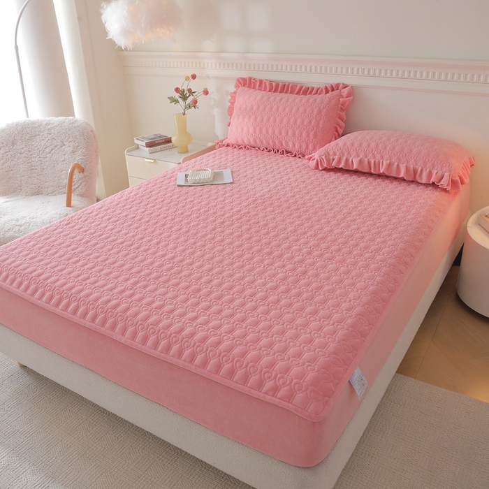 91家纺网 家纺一手货源 找家纺 怡源梦 2025新款A类牛奶绒夹棉床笠三件套-甜心公主系列 粉玉色