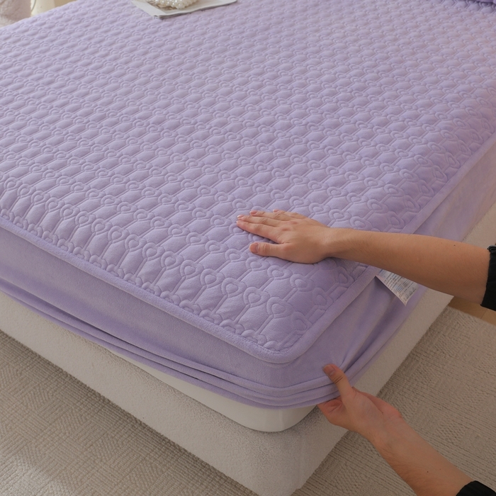 91家纺网 家纺一手货源 找家纺 怡源梦 2025新款A类牛奶绒夹棉床笠三件套-甜心公主系列 紫色