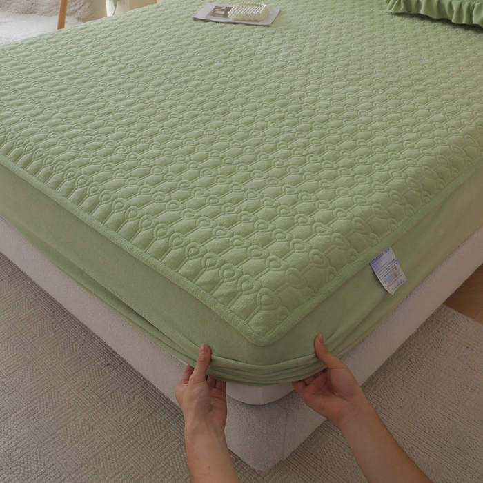 91家纺网 家纺一手货源 找家纺 怡源梦 2025新款A类牛奶绒夹棉床笠三件套-甜心公主系列 绿色