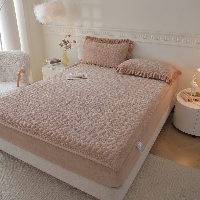 91家纺网 家纺一手货源 找家纺 怡源梦 2025新款A类牛奶绒夹棉床笠三件套-甜心公主系列 咖色