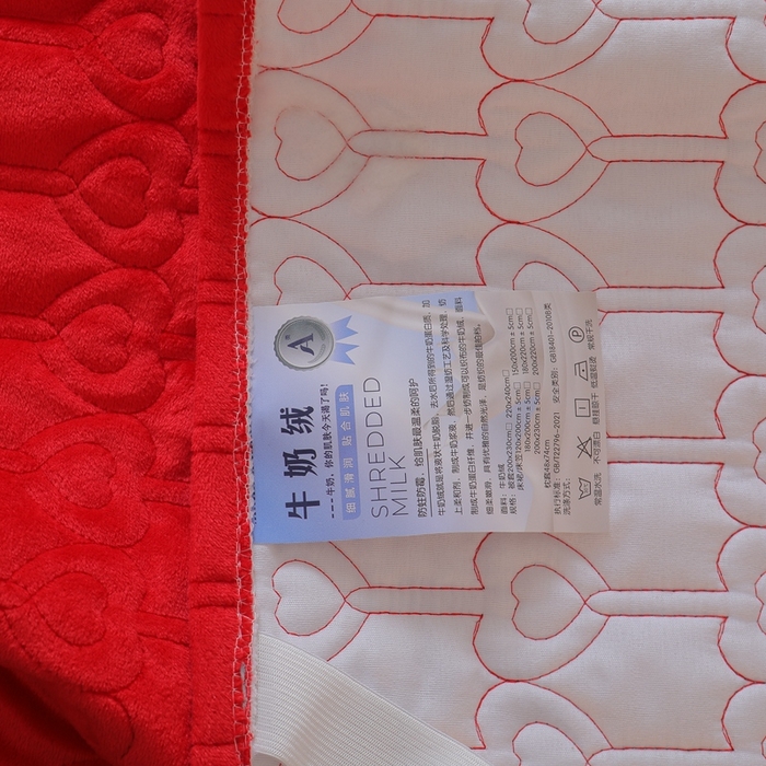 91家纺网 家纺一手货源 找家纺 怡源梦 2025新款A类牛奶绒夹棉床笠三件套-甜心公主系列 大红色