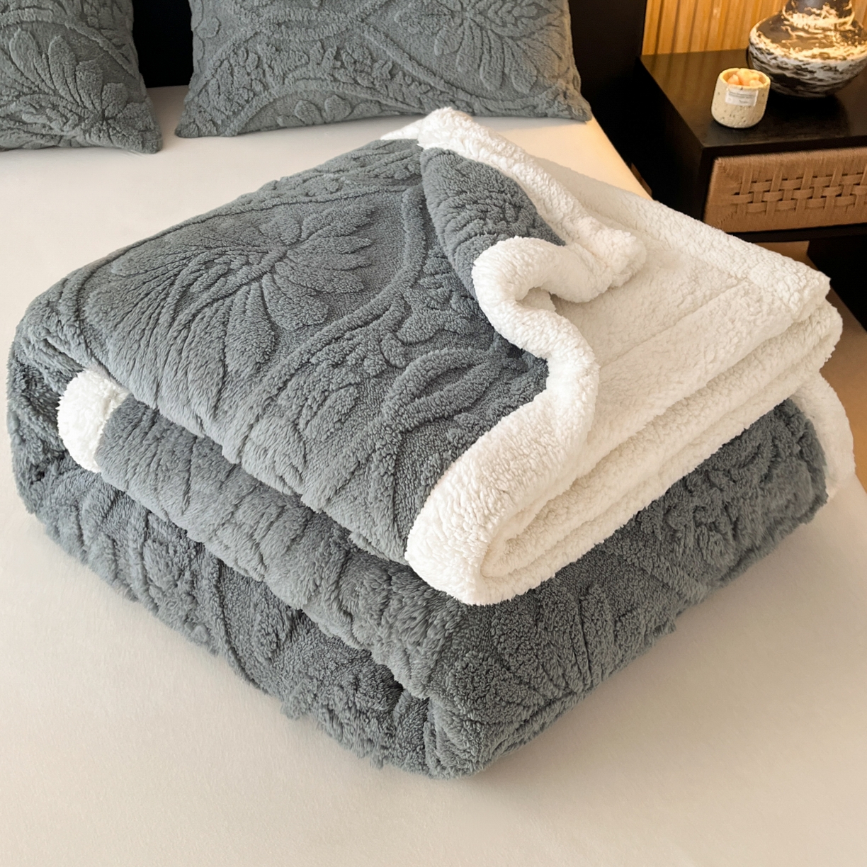 91家纺网 家纺一手货源 找家纺 （总）欧邦 2025新款提塔芙绒绒羊羔绒毛毯-繁花