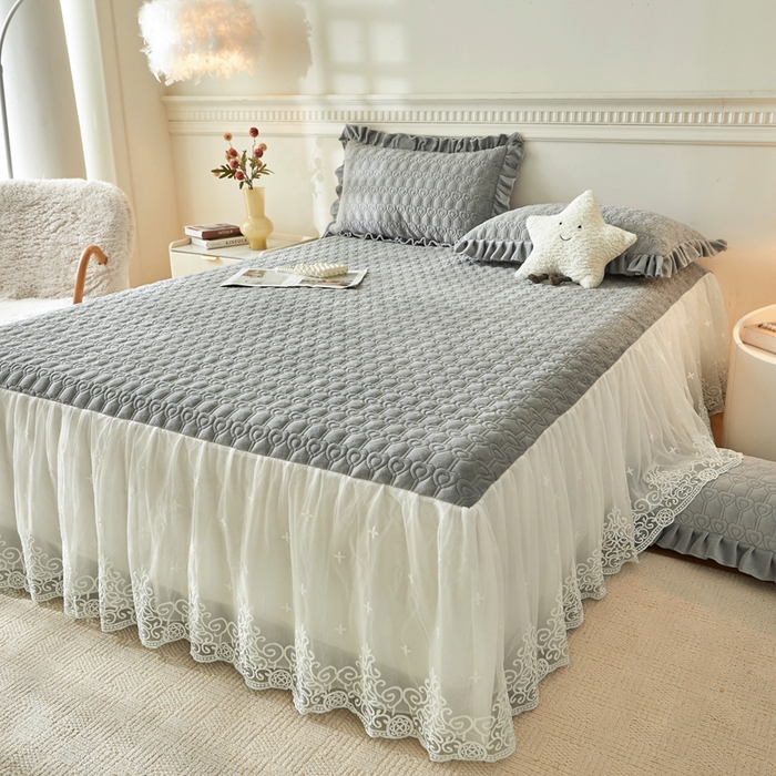 91家纺网 家纺一手货源 找家纺 怡源梦 2025新款牛奶绒床裙四件套-甜心公主系列 灰色