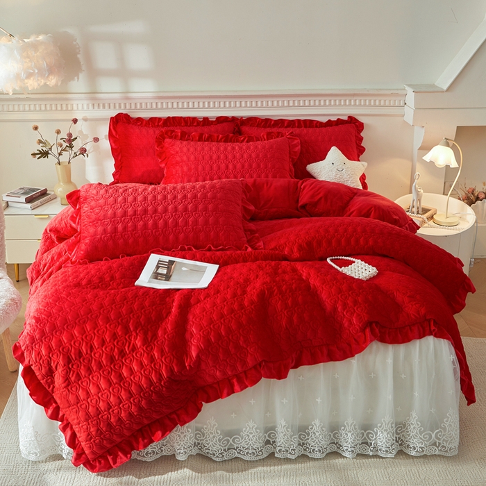 91家纺网 家纺一手货源 找家纺 怡源梦 2025新款牛奶绒床裙四件套-甜心公主系列 大红色