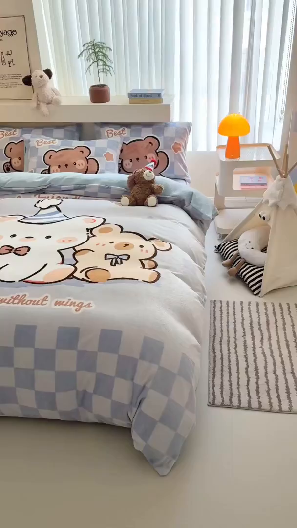 91家纺网 家纺一手货源 找家纺 潮邦创意家居 2025新款大版卡通牛奶绒四件套 熊熊party