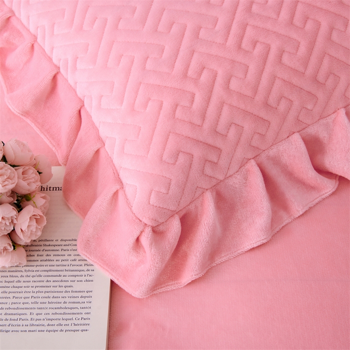 91家纺网 家纺一手货源 找家纺 （总）畅畅家纺 2025新款11斤纯色韩版冬季超柔加厚牛奶花边床盖四件套