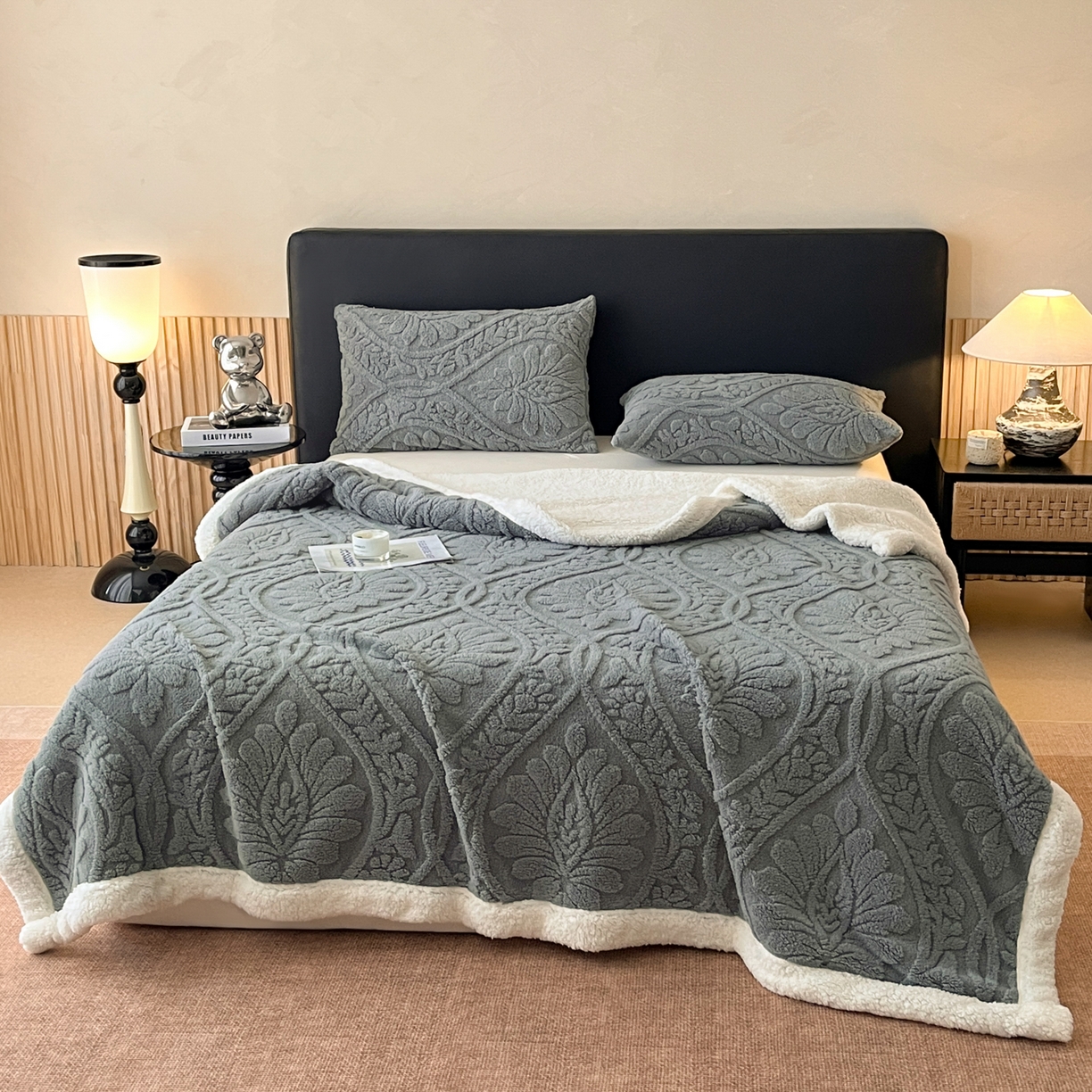 91家纺网 家纺一手货源 找家纺 欧邦 2025新款提塔芙绒绒羊羔绒毛毯-繁花 繁花-深灰