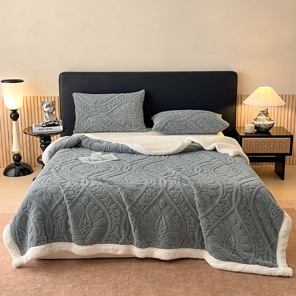 91家纺网 家纺一手货源 找家纺 欧邦 2025新款提塔芙绒绒羊羔绒毛毯-繁花 繁花-深灰