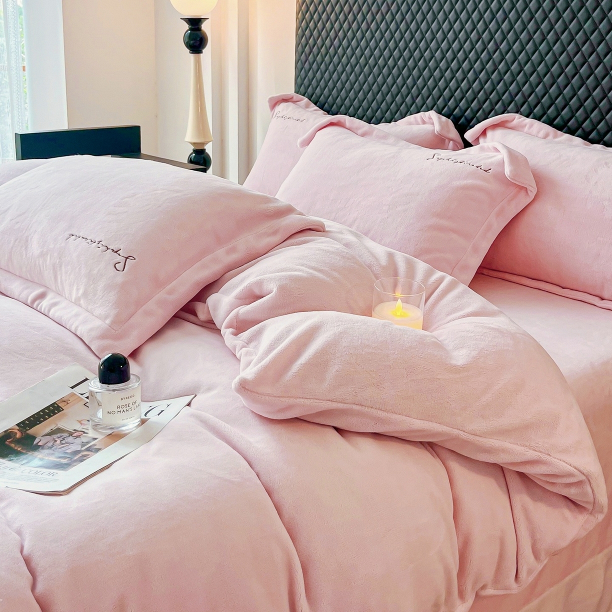 91家纺网 家纺一手货源 找家纺 庭笙 2025新款加厚牛奶绒8斤/9斤纯色蓄热保暖四件套-米莱 米莱-粉