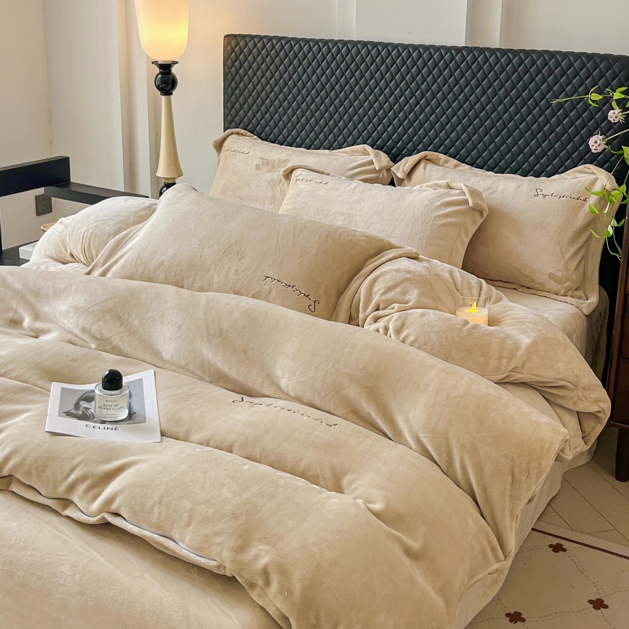 91家纺网 家纺一手货源 找家纺 庭笙 2025新款加厚牛奶绒8斤/9斤纯色蓄热保暖四件套-米莱 米莱-咖