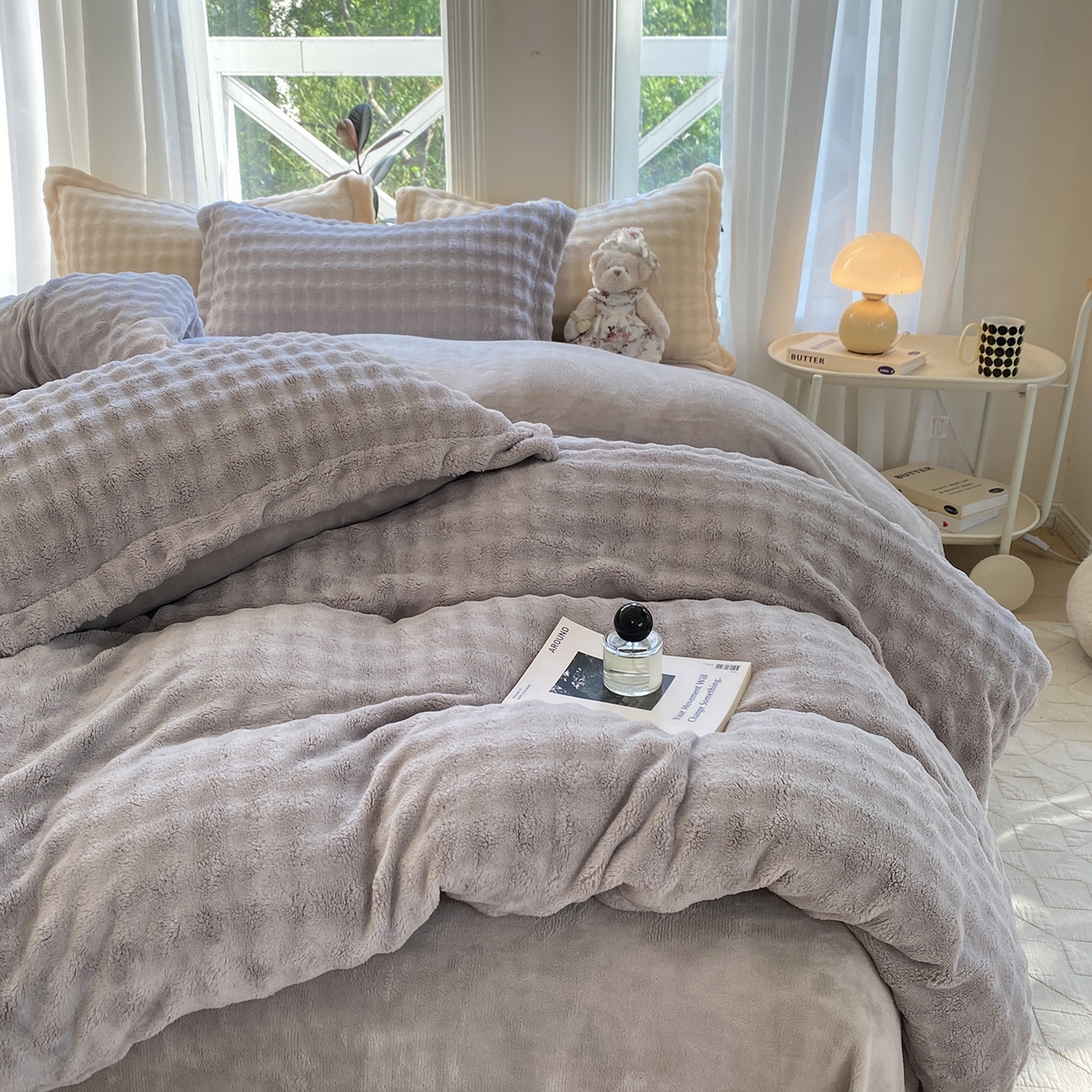 91家纺网 家纺一手货源 找家纺 悦织湾家纺 2025新款泡泡绒仿兔毛绒四件套牛奶绒纯色轻奢床上用品4件套货源足 泡泡绒-高级灰