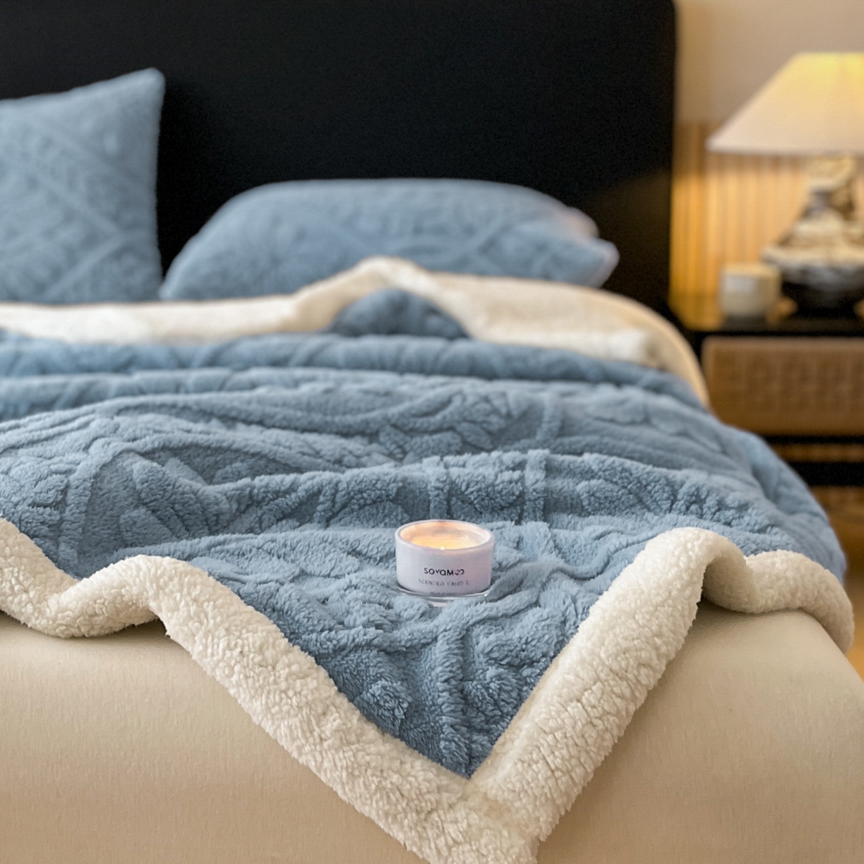 91家纺网 家纺一手货源 找家纺 欧邦 2025新款提塔芙绒绒羊羔绒毛毯-繁花 繁花-午夜蓝