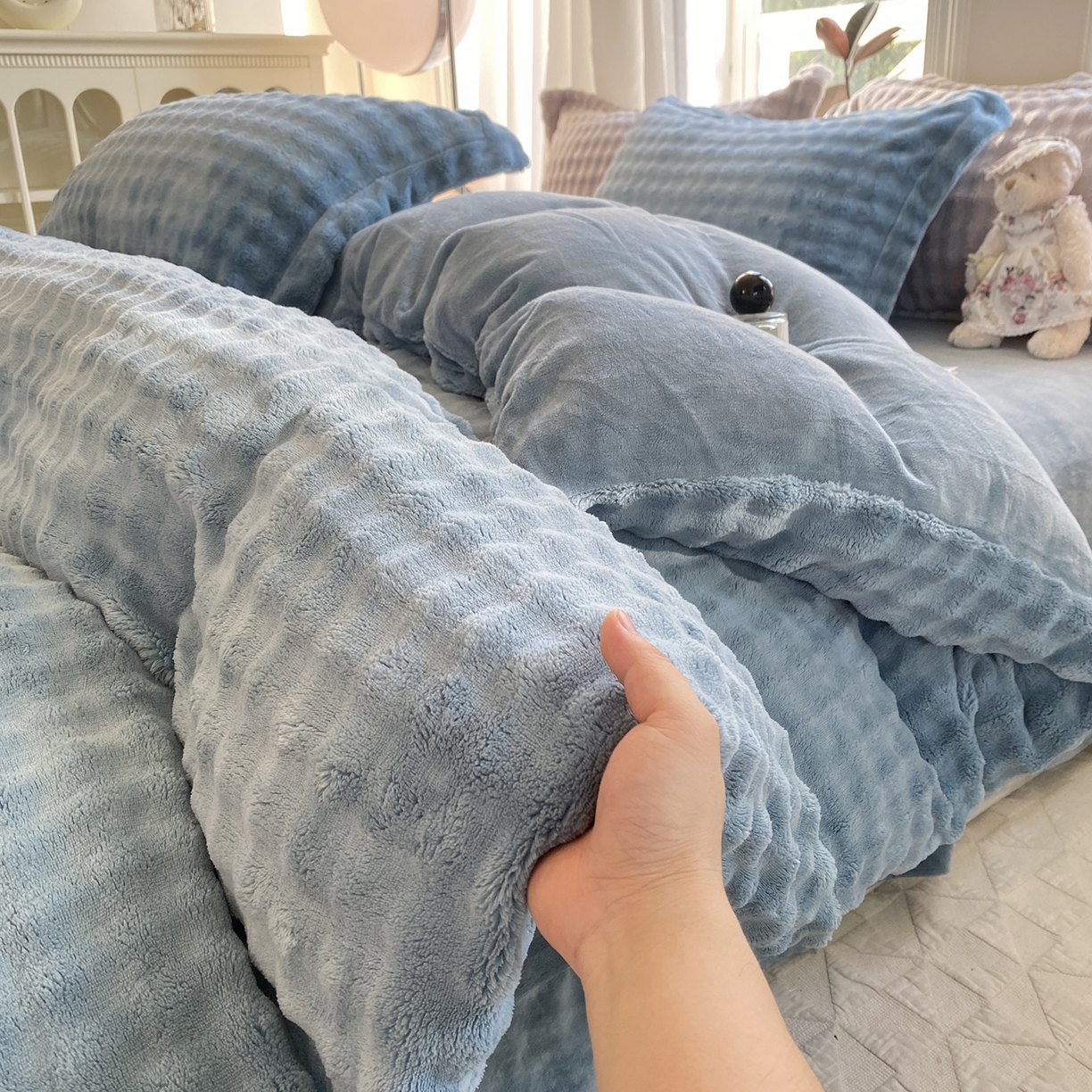 91家纺网 家纺一手货源 找家纺 （总）悦织湾家纺 2025新款泡泡绒仿兔毛绒四件套牛奶绒纯色轻奢床上用品4件套货源足