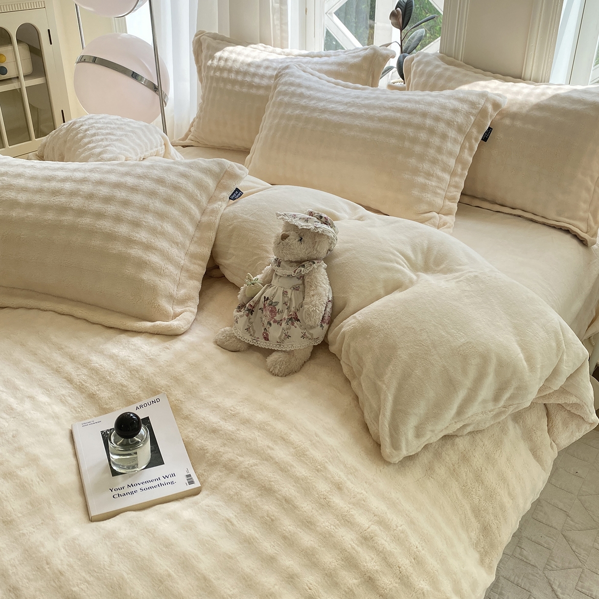 91家纺网 家纺一手货源 找家纺 悦织湾家纺 2025新款泡泡绒仿兔毛绒四件套牛奶绒纯色轻奢床上用品4件套货源足 泡泡绒-米白