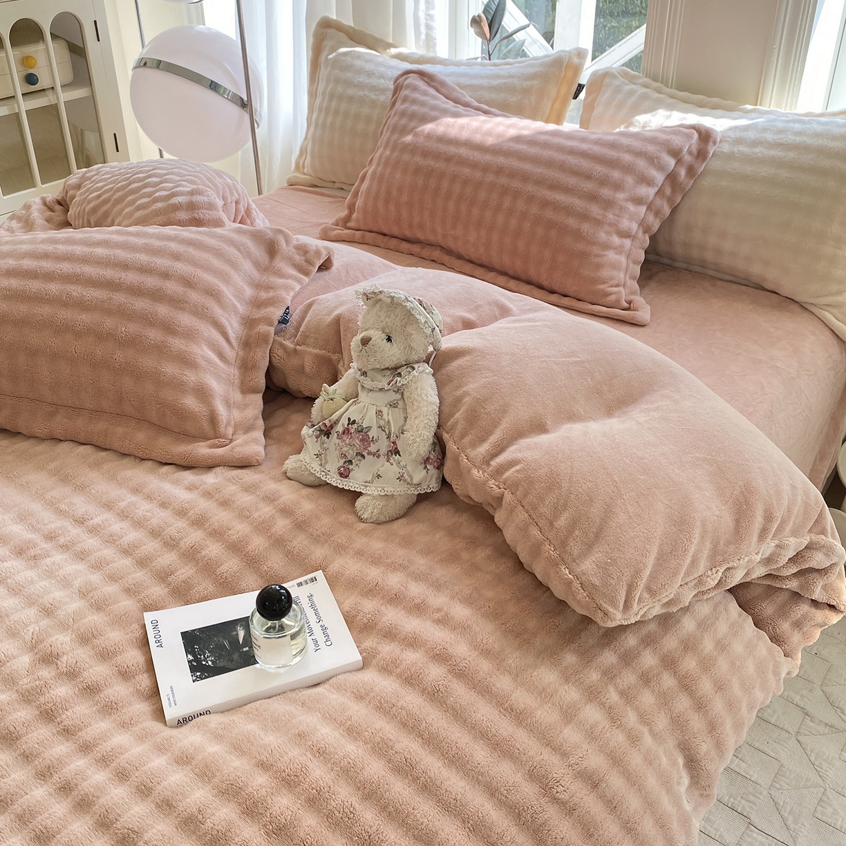 91家纺网 家纺一手货源 找家纺 悦织湾家纺 2025新款泡泡绒仿兔毛绒四件套牛奶绒纯色轻奢床上用品4件套货源足 泡泡绒-浅粉