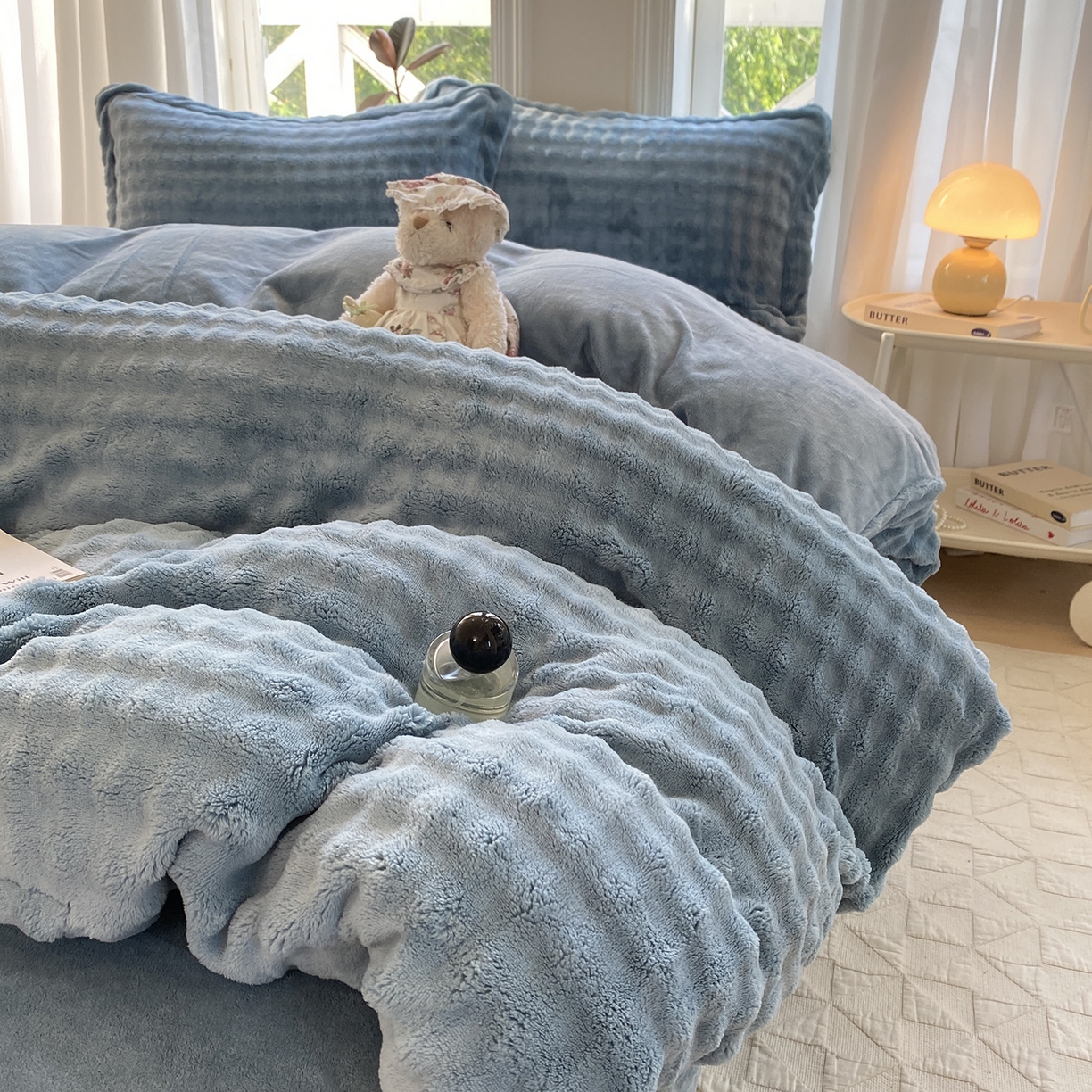 91家纺网 家纺一手货源 找家纺 悦织湾家纺 2025新款泡泡绒仿兔毛绒四件套牛奶绒纯色轻奢床上用品4件套货源足 泡泡绒-宾利蓝