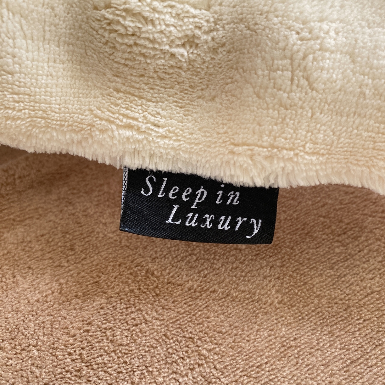 91家纺网 家纺一手货源 找家纺 悦织湾家纺 2025新款泡泡绒仿兔毛绒四件套牛奶绒纯色轻奢床上用品4件套货源足 泡泡绒-奶咖