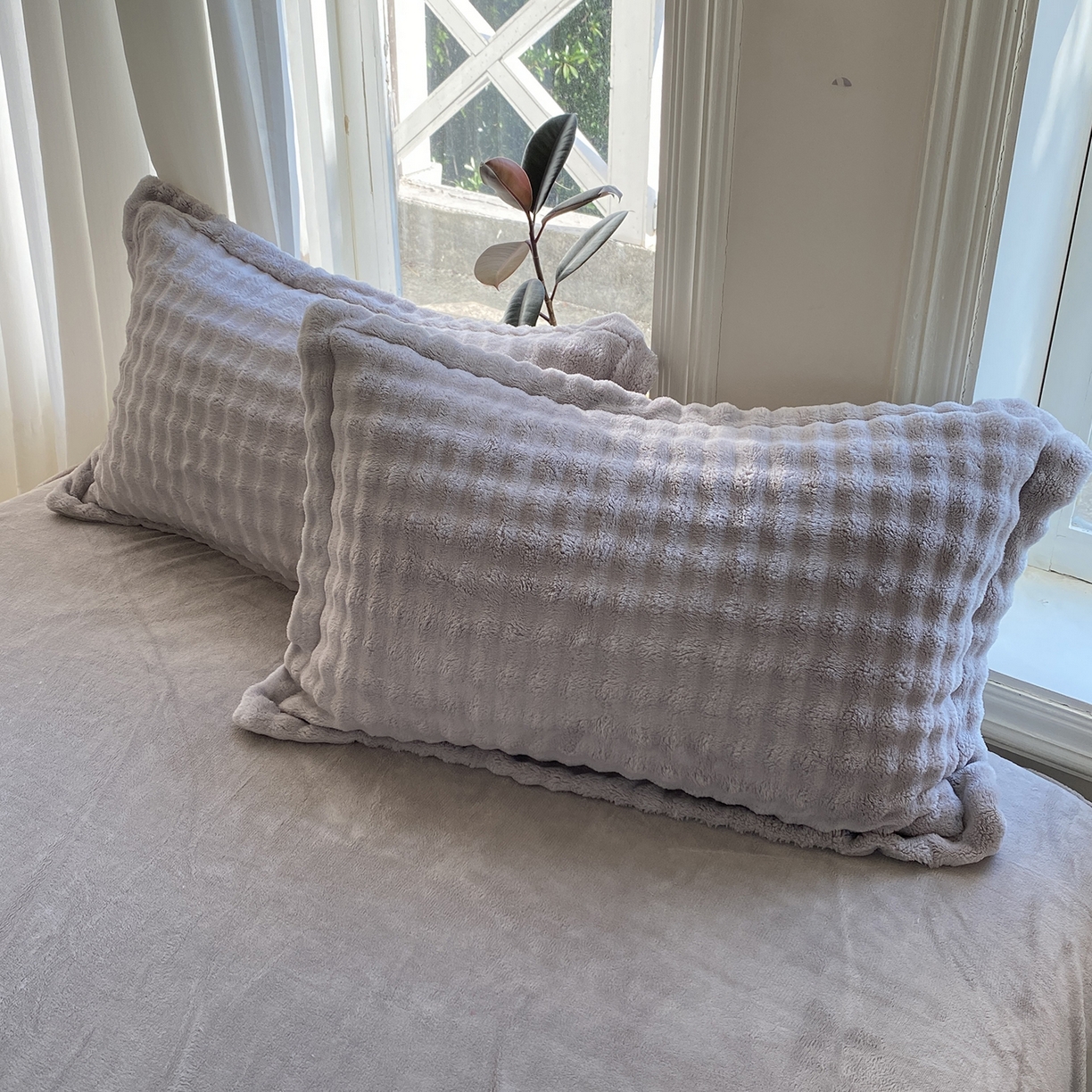 91家纺网 家纺一手货源 找家纺 悦织湾家纺 2025新款泡泡绒仿兔毛绒四件套牛奶绒纯色轻奢床上用品4件套货源足 泡泡绒-高级灰