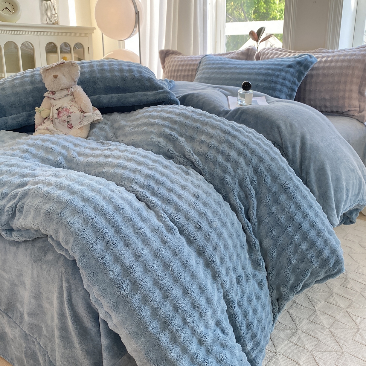 91家纺网 家纺一手货源 找家纺 （总）悦织湾家纺 2025新款泡泡绒仿兔毛绒四件套牛奶绒纯色轻奢床上用品4件套货源足