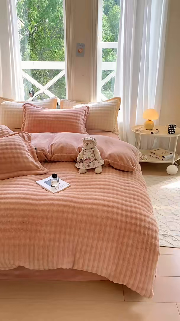 91家纺网 家纺一手货源 找家纺 悦织湾家纺 2025新款泡泡绒仿兔毛绒四件套牛奶绒纯色轻奢床上用品4件套货源足 泡泡绒-浅粉