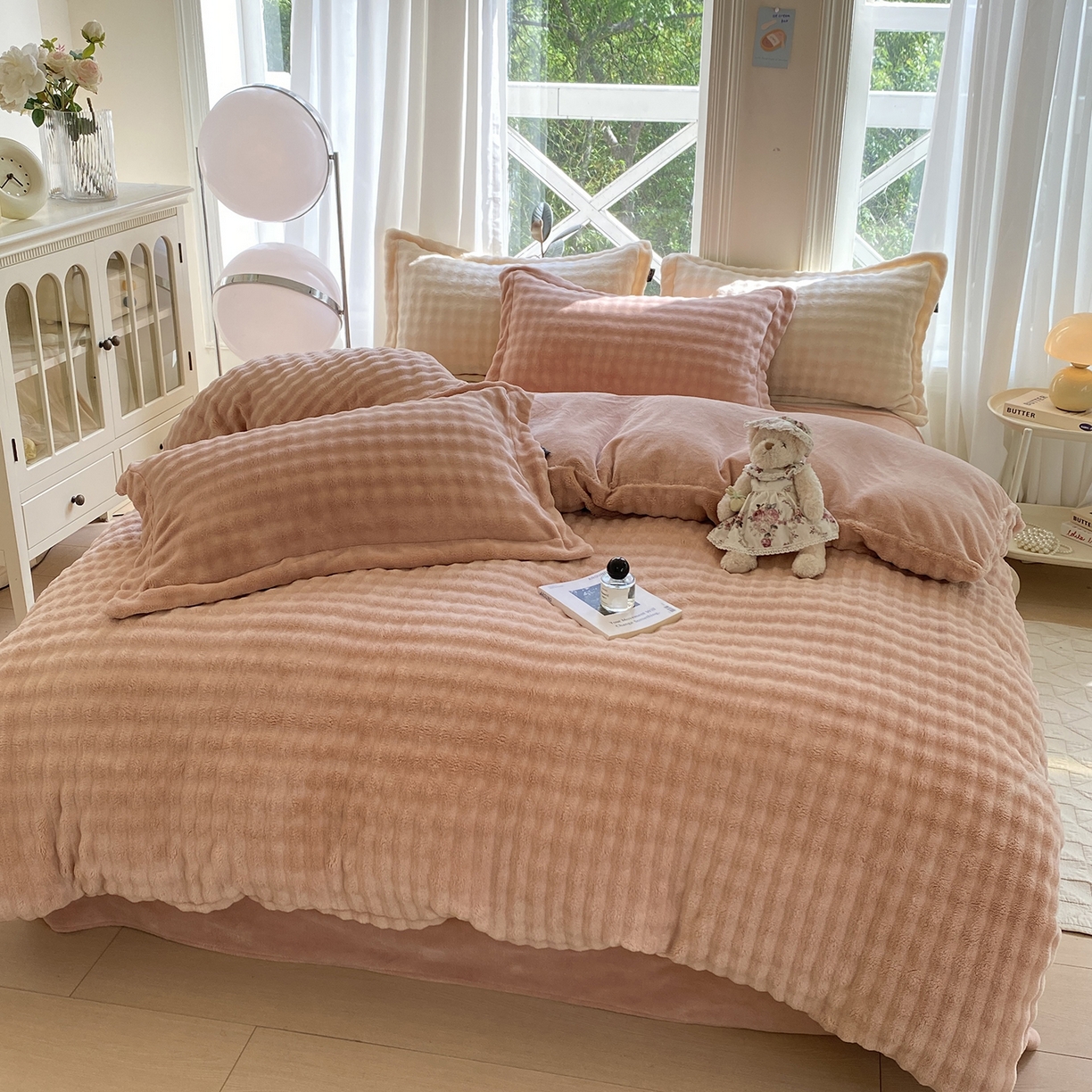 91家纺网 家纺一手货源 找家纺 悦织湾家纺 2025新款泡泡绒仿兔毛绒四件套牛奶绒纯色轻奢床上用品4件套货源足 泡泡绒-浅粉