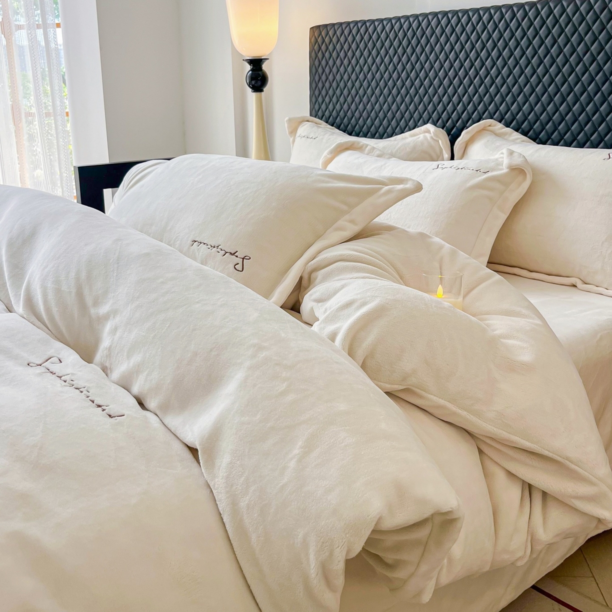 91家纺网 家纺一手货源 找家纺 庭笙 2025新款加厚牛奶绒8斤/9斤纯色蓄热保暖四件套-米莱 米莱-米