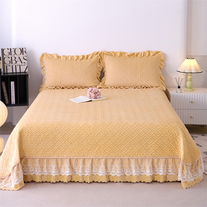 91家纺网 家纺一手货源 找家纺 畅畅家纺 2025新款11斤纯色韩版冬季超柔加厚牛奶花边床盖四件套 布丁黄