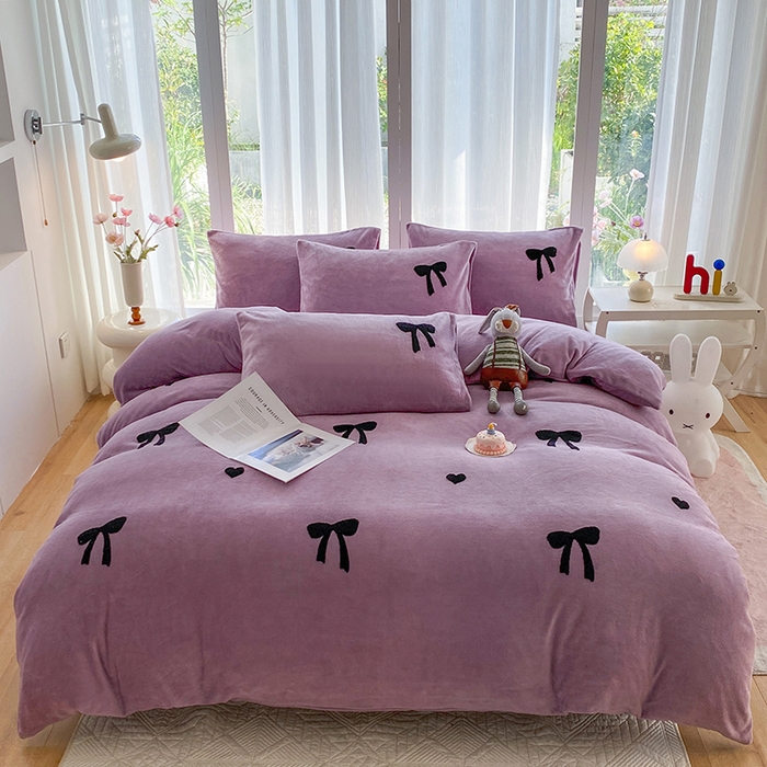 91家纺网 家纺一手货源 找家纺 （总）茉礼 2025新款心动蝴蝶结A类加厚牛奶绒四件套毛巾绣四件套