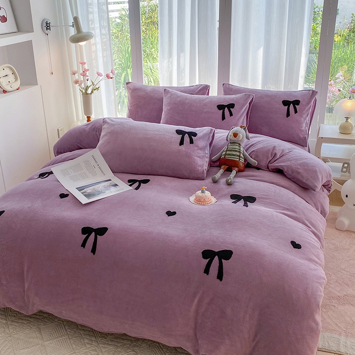 91家纺网 家纺一手货源 找家纺 （总）茉礼 2025新款心动蝴蝶结A类加厚牛奶绒四件套毛巾绣四件套