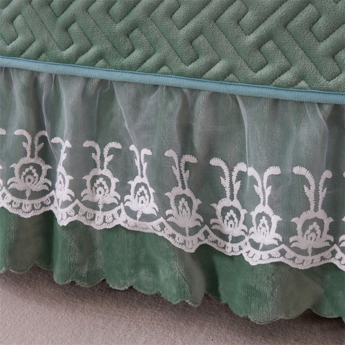 91家纺网 家纺一手货源 找家纺 畅畅家纺 2025新款11斤纯色韩版冬季超柔加厚牛奶花边床盖四件套 果绿