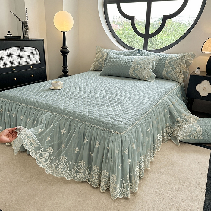 91家纺网 家纺一手货源 找家纺 罗艺轩 2025新款全棉纯棉蕾丝刺绣琉璃单床裙床裙单件（1.5m控价135起、1.8m控价140起、1.8*2.2m控价145起、2.0m控价150起） 琉璃-豆绿