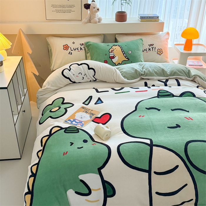 91家纺网 家纺一手货源 找家纺 潮邦创意家居 2025新款大版卡通牛奶绒四件套 友爱龙龙