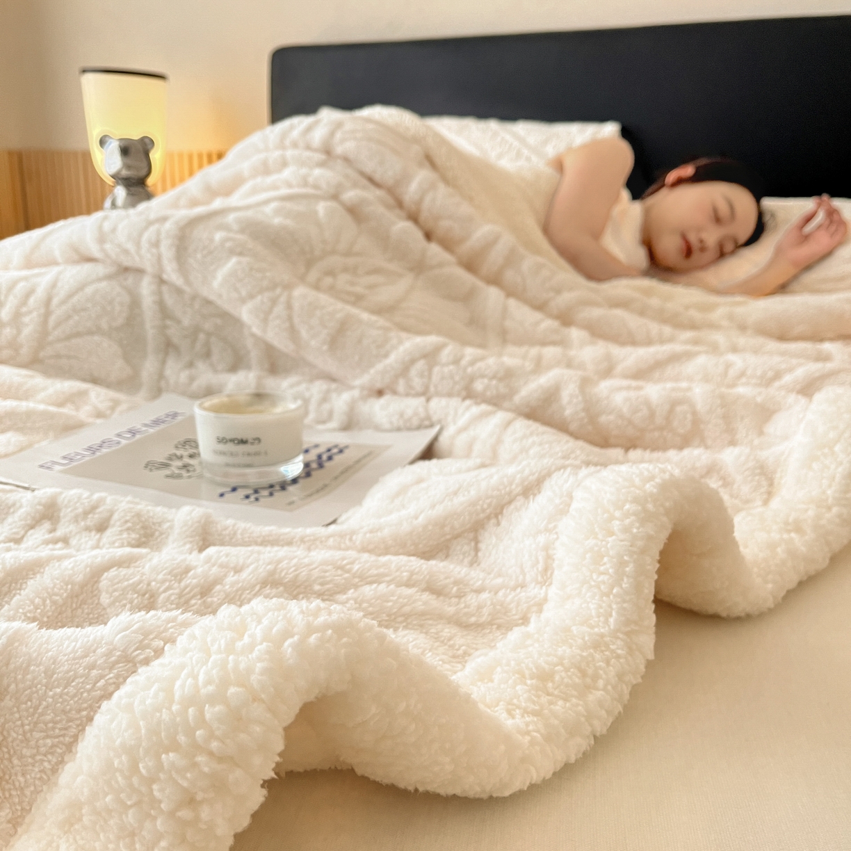 91家纺网 家纺一手货源 找家纺 欧邦 2025新款提塔芙绒绒羊羔绒毛毯-繁花 繁花-象牙白