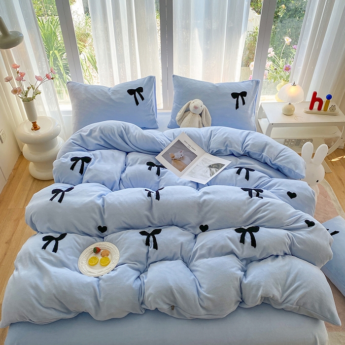 茉礼 2025新款心动蝴蝶结A类加厚牛奶绒四件套毛巾绣四件套 心动蓝