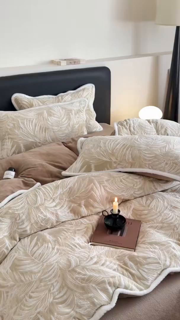 91家纺网 家纺一手货源 找家纺 沐棉家居 2025新款高克重立体雕花牛奶绒保暖四件套 热带雨林