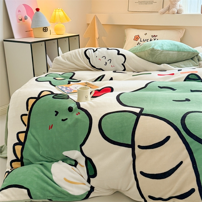 91家纺网 家纺一手货源 找家纺 潮邦创意家居 2025新款大版卡通牛奶绒四件套 友爱龙龙