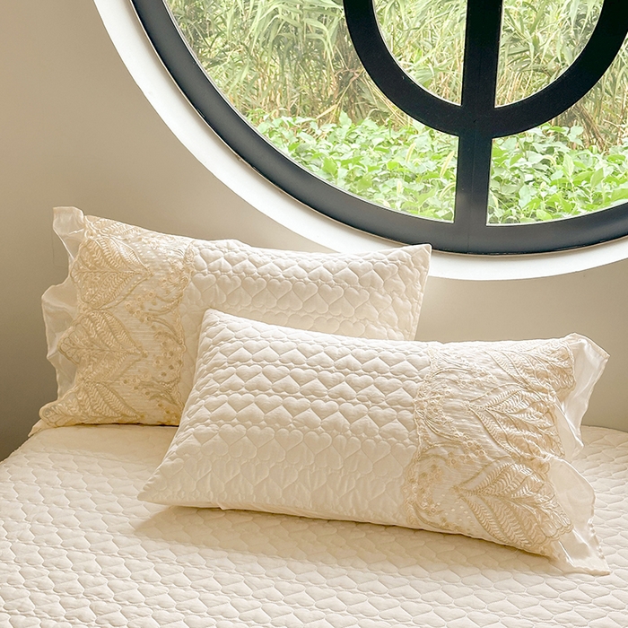 91家纺网 家纺一手货源 找家纺 罗艺轩 2025新款全棉纯棉蕾丝刺绣琉璃床裙四件套（1.5m控价288起、1.8m控价293起、1.8m加大控价303起、1.8*2.2m控价298起、1.8*2.2m加大控价308起、2.0m控价3