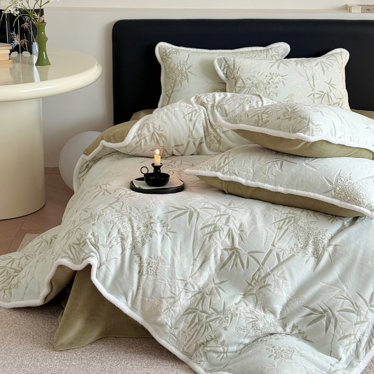 91家纺网 家纺一手货源 找家纺 沐棉家居 2025新款高克重立体雕花牛奶绒保暖四件套 雅致