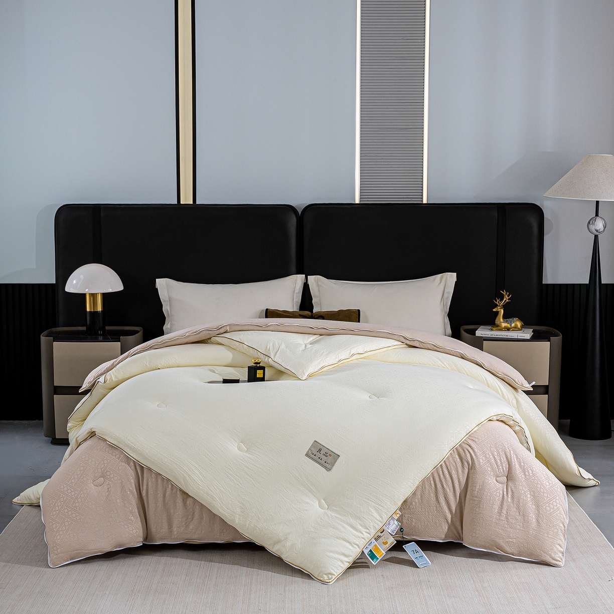 91家纺网 家纺一手货源 找家纺 欢乐季  2025新款7A抗菌豆荚格大豆子母被（可以开发票—专票8个点） 白+咖